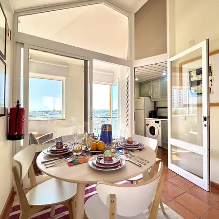 Marina View 3 By Homing *